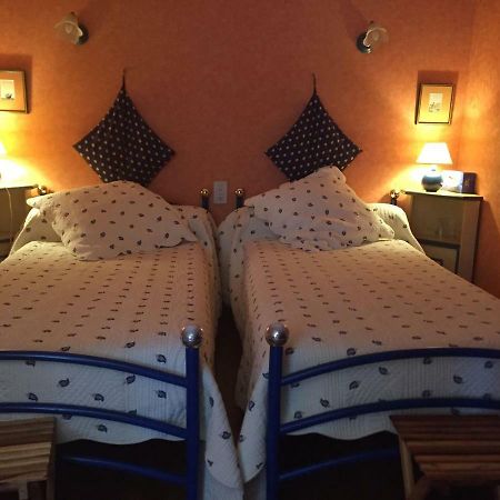 Domaine De Brousson Bed & Breakfast La Tour-sur-Orb Exterior photo
